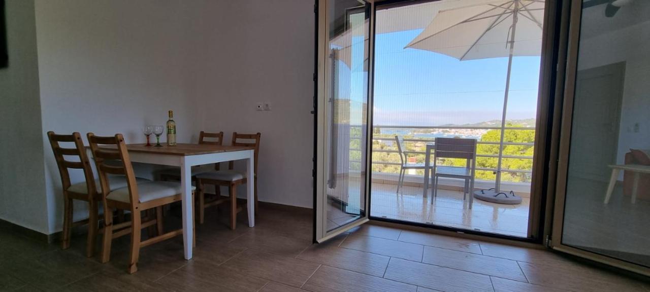 Skiathos Lagoterra Apartments Bagian luar foto